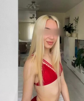 Анна, 22 года, 1 размер груди